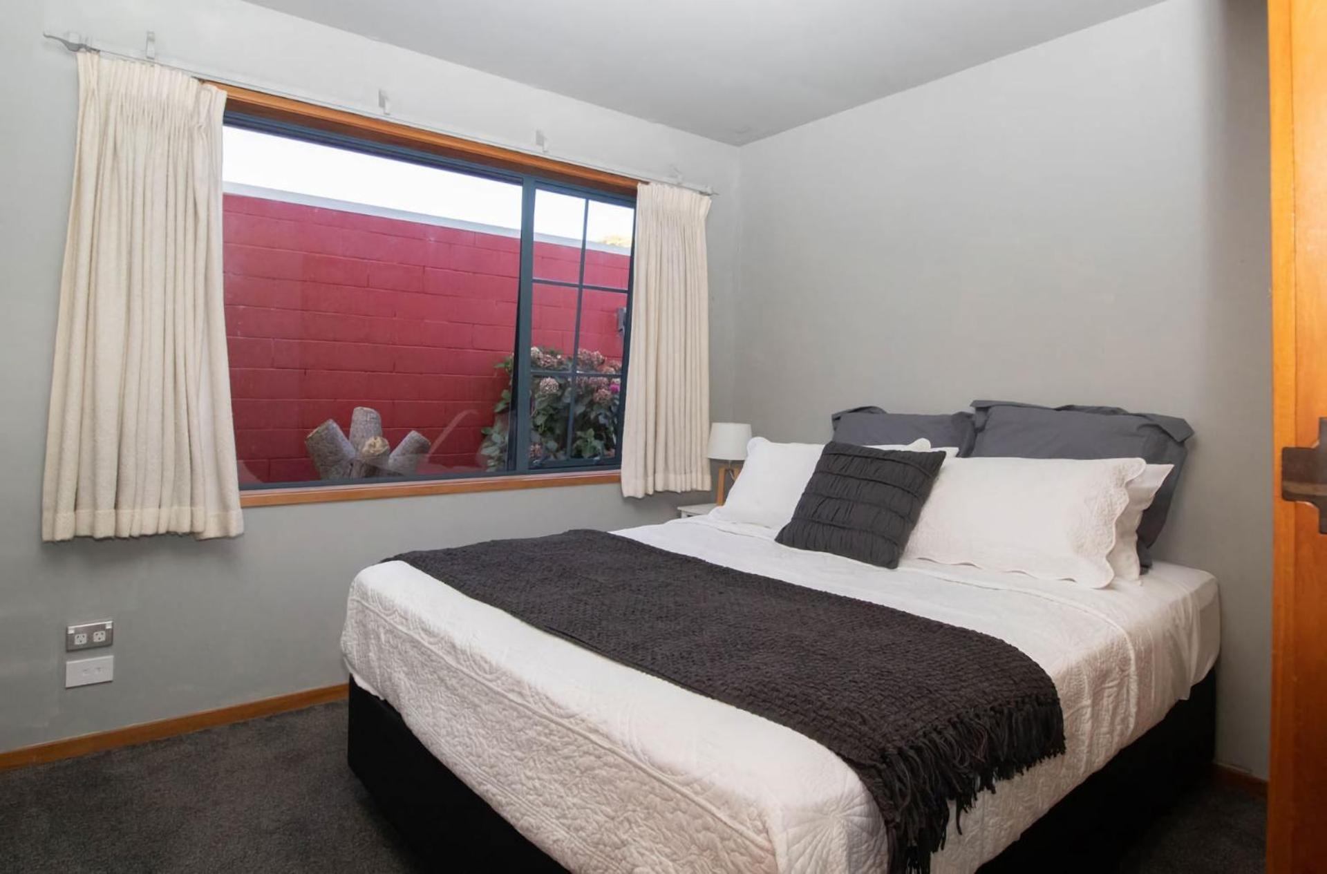 Beachfront Bliss On Wanaka Terrace Support Local Villa New Plymouth Exterior foto