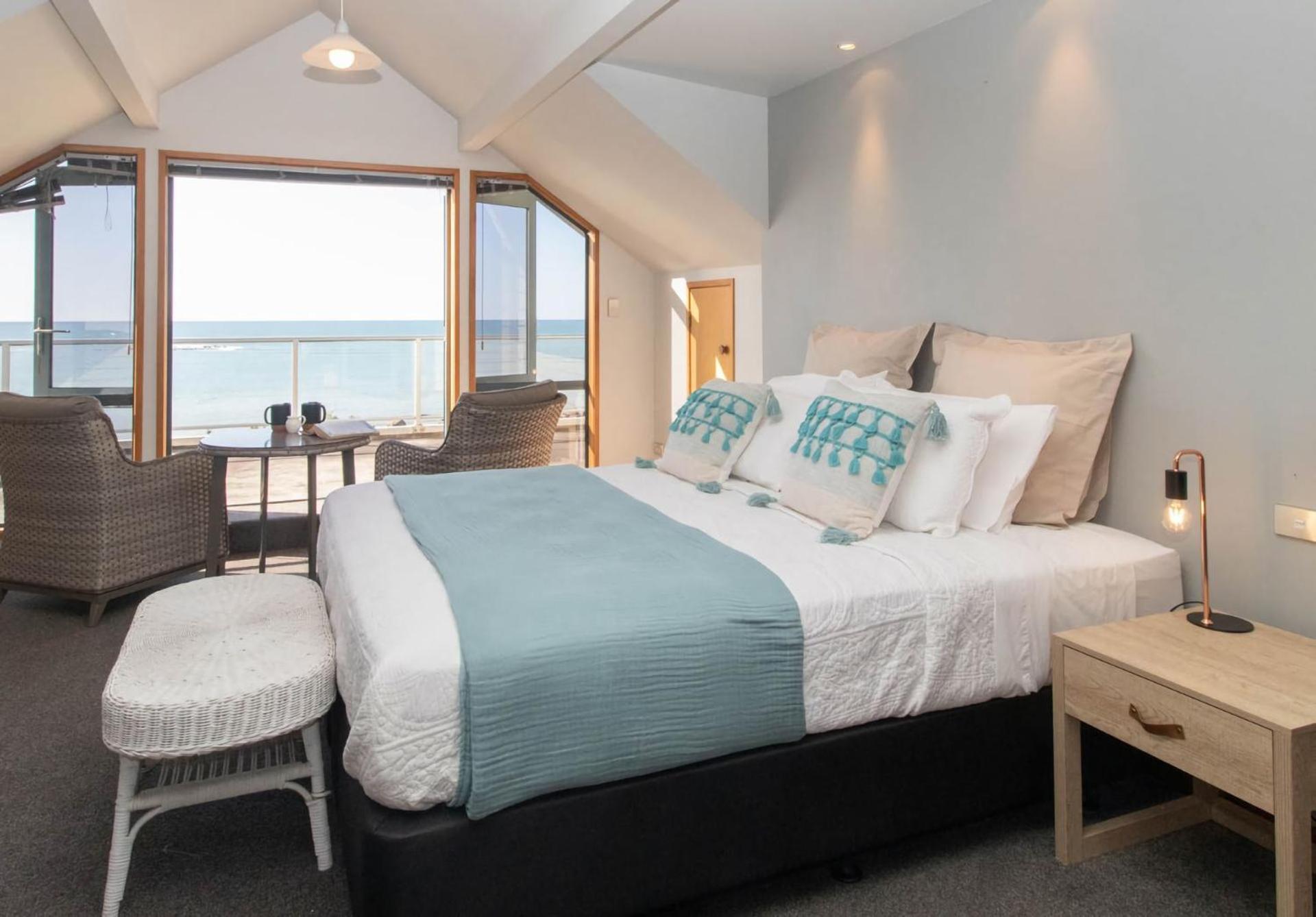 Beachfront Bliss On Wanaka Terrace Support Local Villa New Plymouth Exterior foto